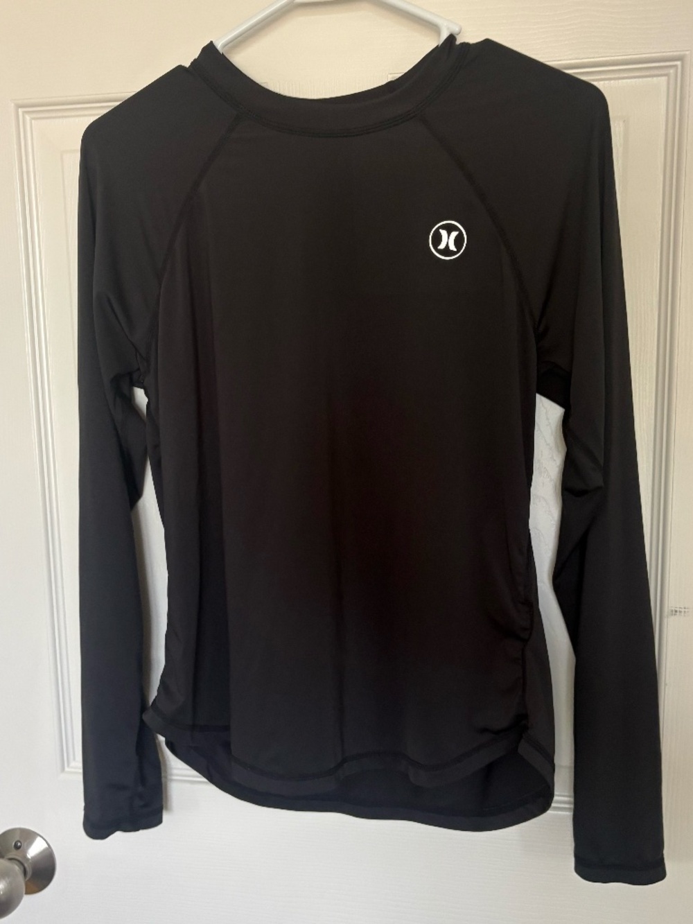 Hurley Black Long Sleeve Rash Guard / Performance Top
